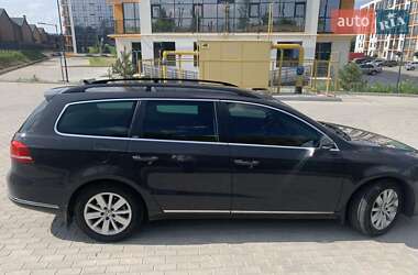 Універсал Volkswagen Passat 2012 в 