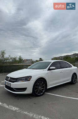 Седан Volkswagen Passat 2014 в 