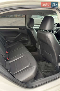 Седан Volkswagen Passat 2014 в 