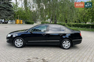 Седан Volkswagen Passat 2008 в 