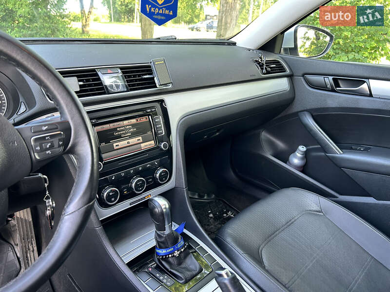 Седан Volkswagen Passat 2012 в Черкассах