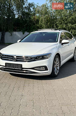 Універсал Volkswagen Passat 2021 в Луцьку