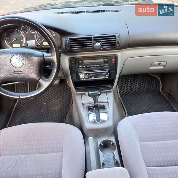 Седан Volkswagen Passat 2002 в Жмеринці