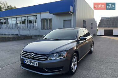 Седан Volkswagen Passat 2012 в 
