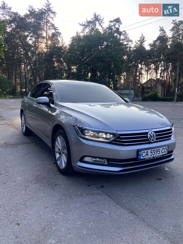 Седан Volkswagen Passat 2018 в 