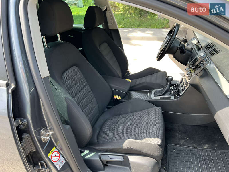 Универсал Volkswagen Passat 2009 в Самборе