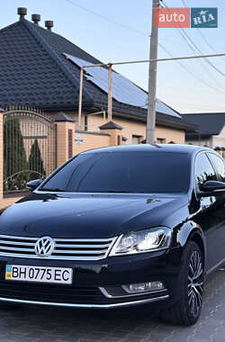 Седан Volkswagen Passat 2012 в 