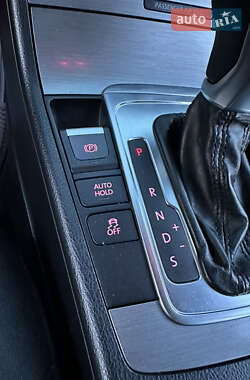 Седан Volkswagen Passat 2012 в 