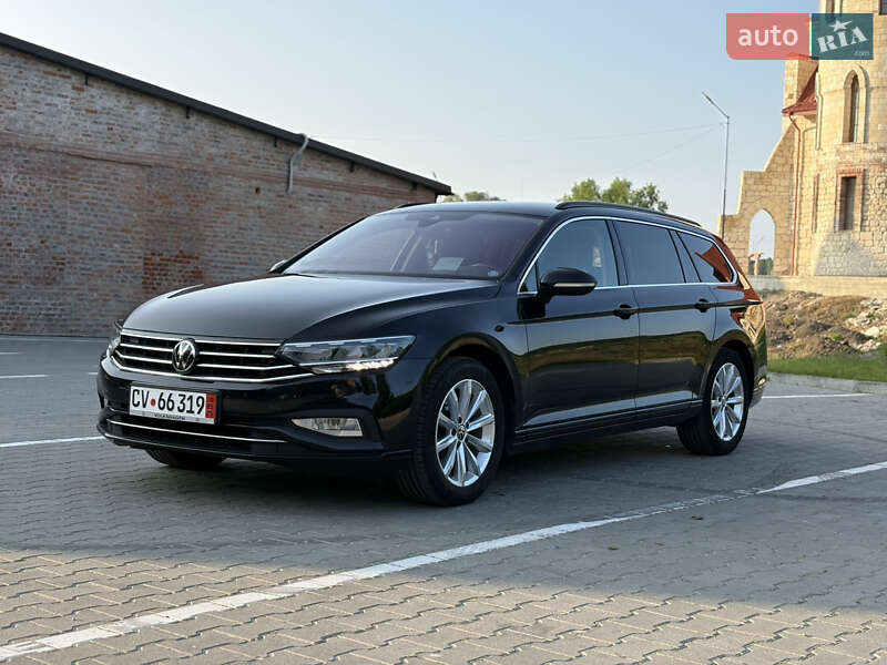 Volkswagen Passat 2021