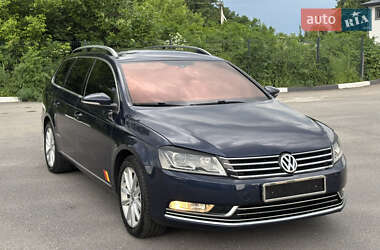 Универсал Volkswagen Passat 2014 в 