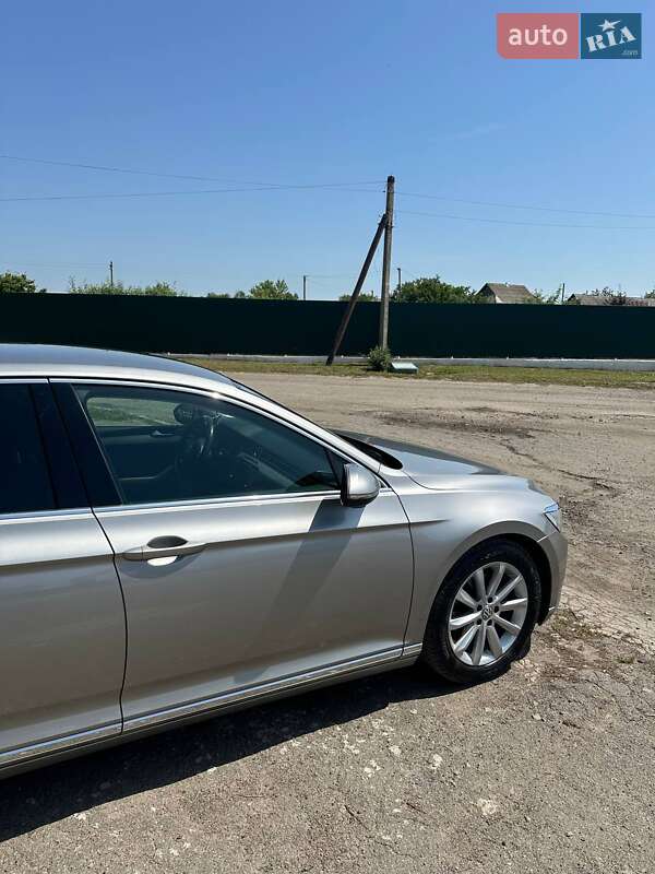 Седан Volkswagen Passat 2017 в Кривом Озере фото 8 Седан Volkswagen Passat 2017 в Кривом Озере
