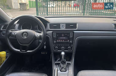 Седан Volkswagen Passat 2016 в 