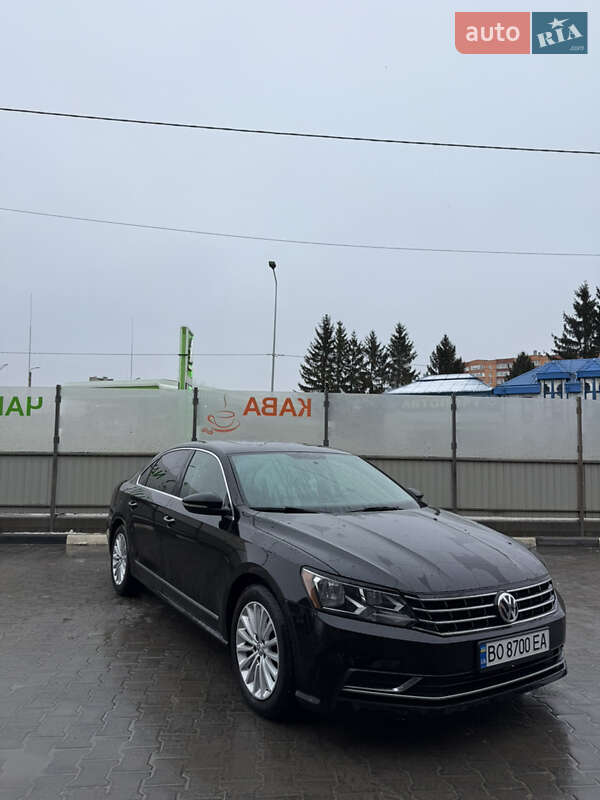 Седан Volkswagen Passat 2016 в Тернополе