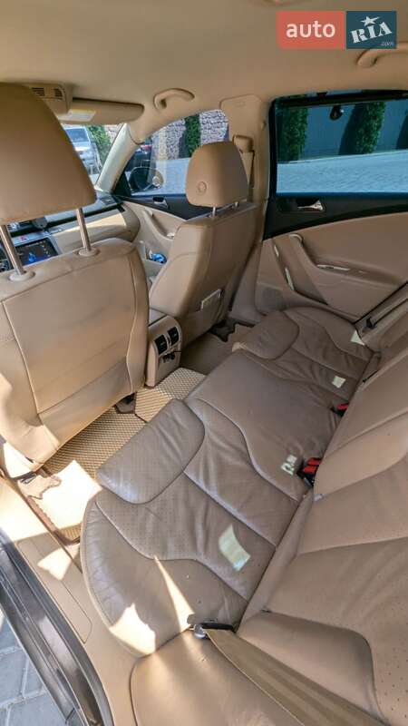 Седан Volkswagen Passat 2006 в Кропивницькому