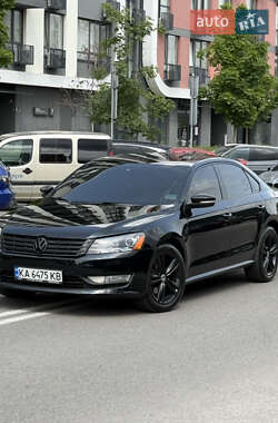 Седан Volkswagen Passat 2013 в Києві