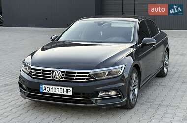 Седан Volkswagen Passat 2015 в 