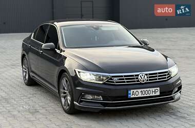 Седан Volkswagen Passat 2015 в 