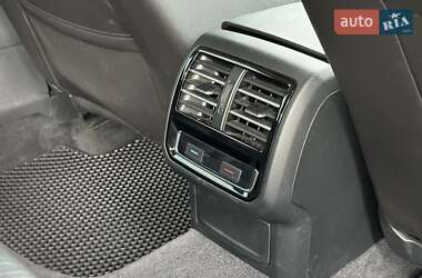 Седан Volkswagen Passat 2015 в 