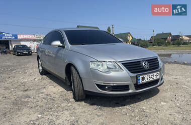 Седан Volkswagen Passat 2009 в Рівному
