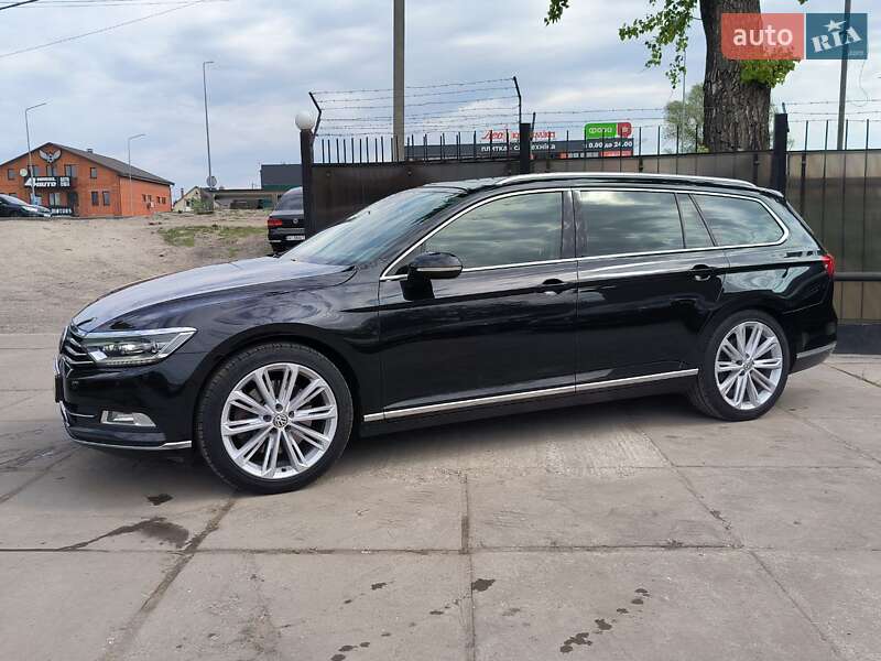 Универсал Volkswagen Passat 2015 в Киеве