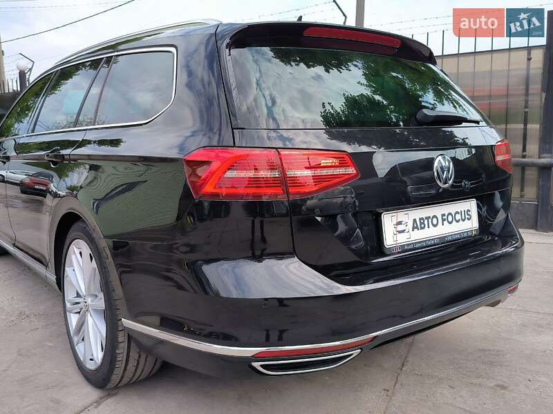 Универсал Volkswagen Passat 2015 в Киеве