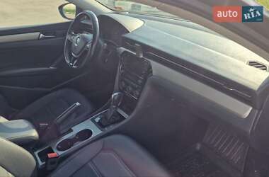 Седан Volkswagen Passat 2020 в 