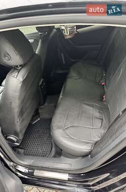 Седан Volkswagen Passat 2012 в 