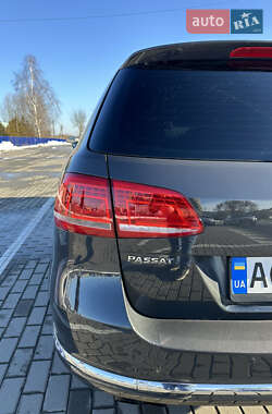 Универсал Volkswagen Passat 2011 в 