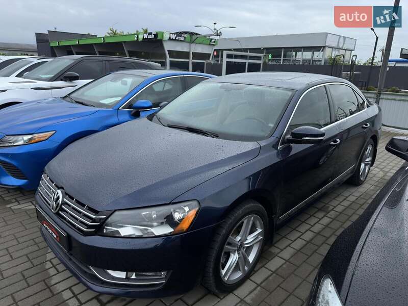 Седан Volkswagen Passat 2014 в Ужгороді