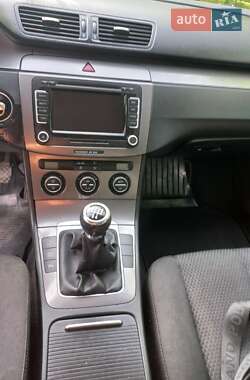 Универсал Volkswagen Passat 2008 в 