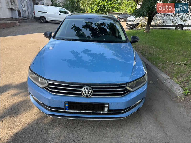 Універсал Volkswagen Passat 2015 в Києві
