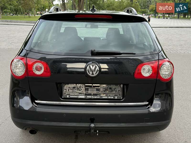 Універсал Volkswagen Passat 2009 в Харкові