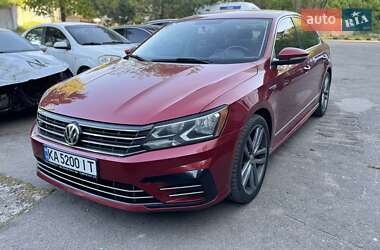 Седан Volkswagen Passat 2016 в 