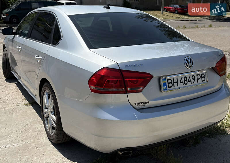 Седан Volkswagen Passat 2014 в Одессе