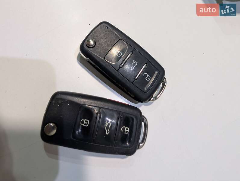 Седан Volkswagen Passat 2011 в Киеве