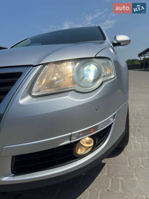 Универсал Volkswagen Passat 2009 в Ирпене
