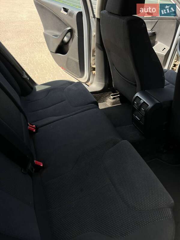 Универсал Volkswagen Passat 2009 в Ирпене