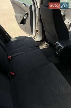 Универсал Volkswagen Passat 2009 в 