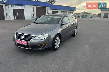 Універсал Volkswagen Passat 2007 в Сарнах