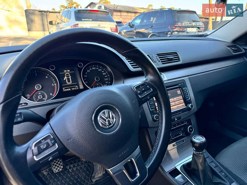 Универсал Volkswagen Passat 2011 в Виннице