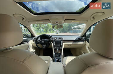 Седан Volkswagen Passat 2014 в 