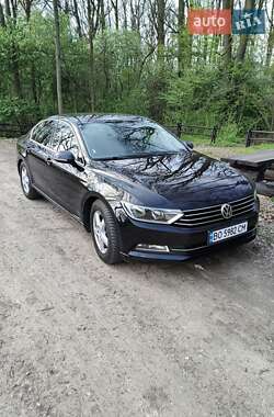 Седан Volkswagen Passat 2016 в 