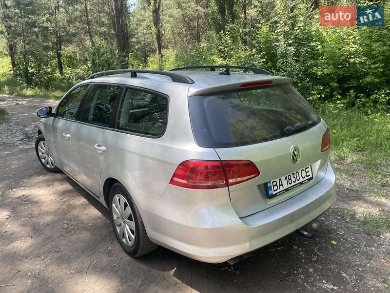 Універсал Volkswagen Passat 2013 в Кропивницькому