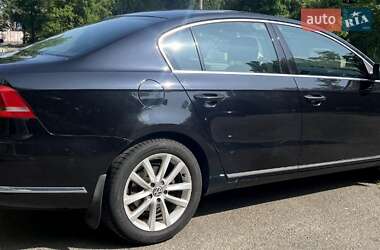 Седан Volkswagen Passat 2012 в 