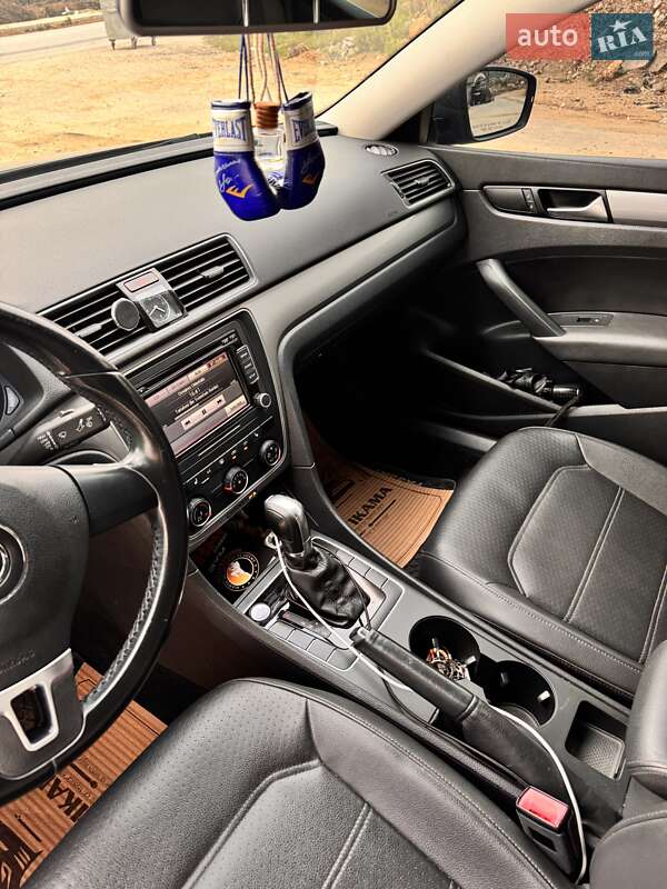 Седан Volkswagen Passat 2015 в Одессе фото 11 Седан Volkswagen Passat 2015 в Одессе