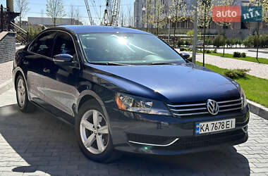 Седан Volkswagen Passat 2014 в Києві