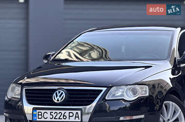 Седан Volkswagen Passat 2009 в 
