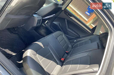 Седан Volkswagen Passat 2015 в 