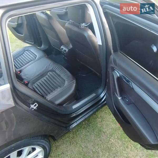 Універсал Volkswagen Passat 2012 в Клевані
