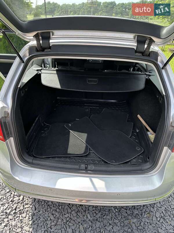 Универсал Volkswagen Passat 2012 в Буске